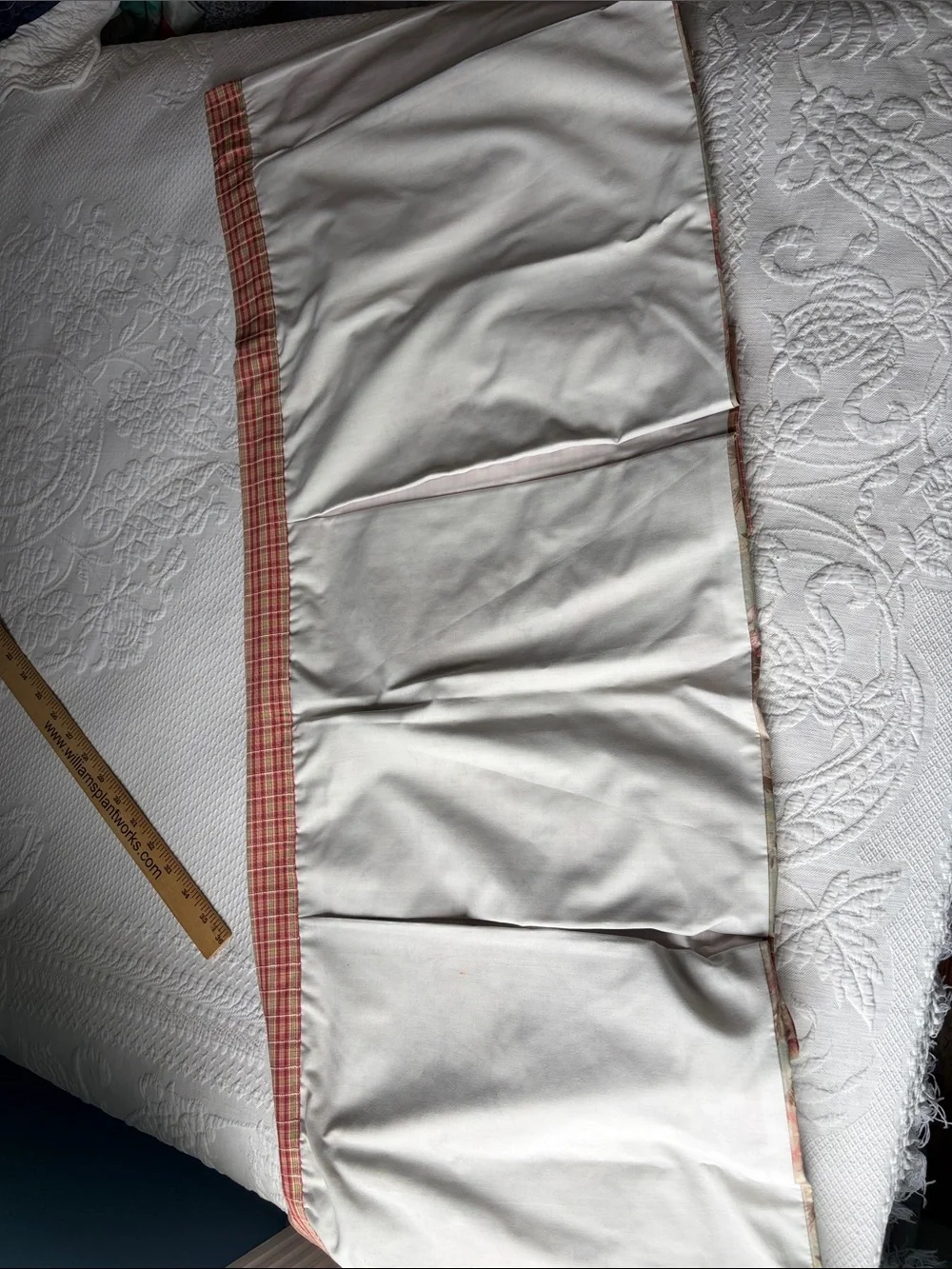 Custom beautiful valance
